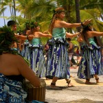 hula dancers