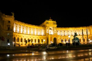 hofburg palace vienna at night